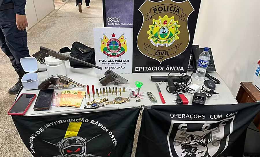 Operação prende três homens e apreende armas e drogas no interior do Acre