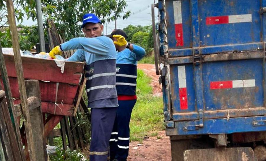 Prefeitura de Rio Branco implanta processo de coleta de lixo porta a porta na Comunidade do Panorama