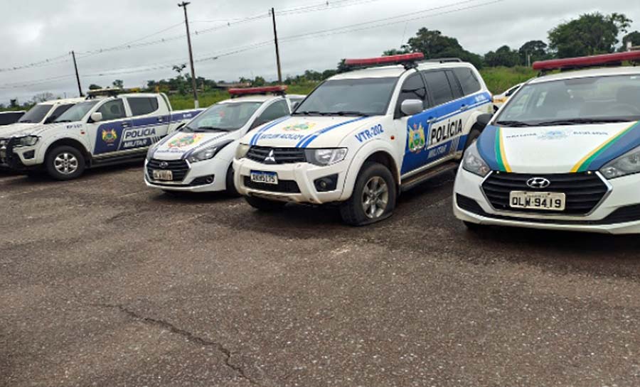 Militares fazem nova manifestação e viaturas ficam retidas em batalhões de Rio Branco após categoria rejeitar proposta do governo