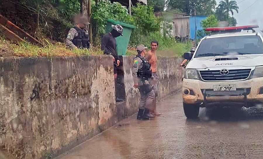 Peruano é morto com facadas no peito após briga em cidade no interior do Acre