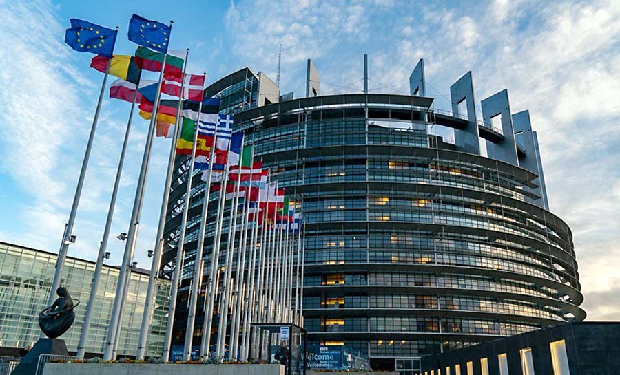 Parlamento Europeu pede suspensão imediata do gás russo