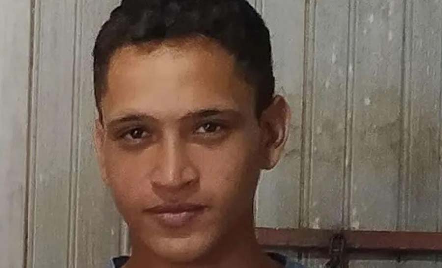 Jovem de 19 anos tem casa invadida e é executado com dois tiros no interior do AC