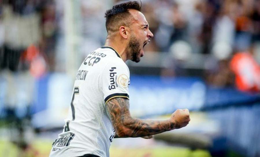 Corinthians pode sonhar com a aquisição em definitivo do meia Maycon; entenda