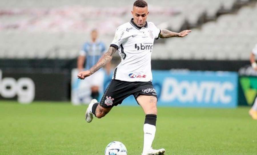 Corinthians aguarda janela do meio do ano para buscar interessados em Luan