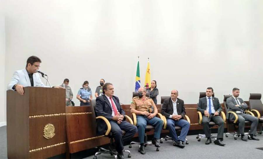 Deputado José Bestene prestigia aula inaugural do Curso de Soldados da PM