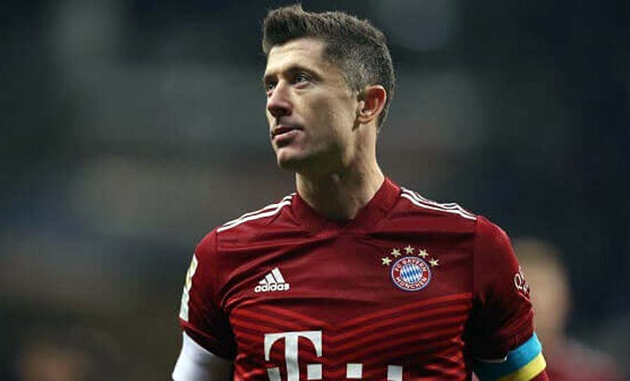 Mansão de R$ 18 milhões aumenta pressão de Lewandowski pelo Barcelona