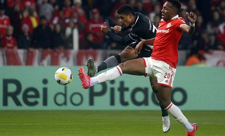 Vinícius Lopes comemora primeiro gol pelo Botafogo e destaca: ‘Pode faltar tudo, mas vontade jamais’