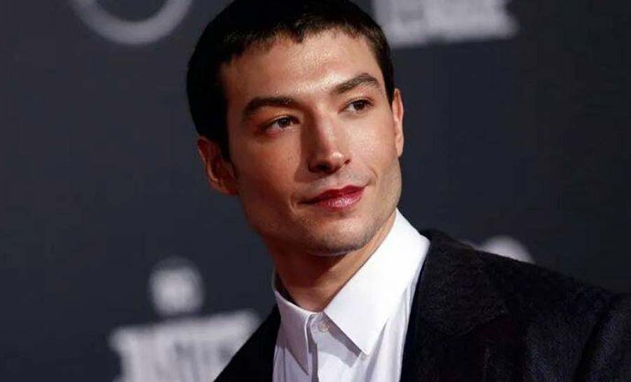 Ezra Miller pode perder papel em filmes da DC devido a polêmicas