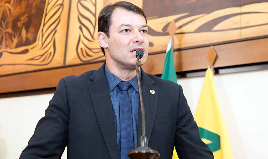 PL de Roberto Duarte propõe assistência jurídica gratuita para agentes de segurança do Acre