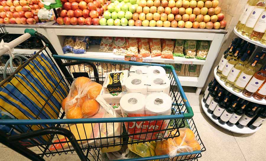 Intenção de consumo avança, com destaque para renda atual