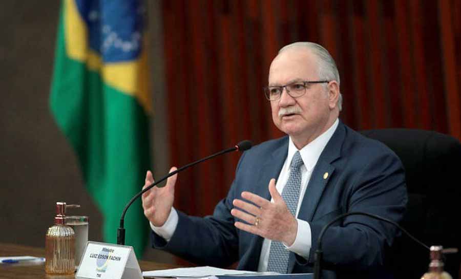 Ministro Fachin fala que é ‘necessário levar a Constituição a sério’