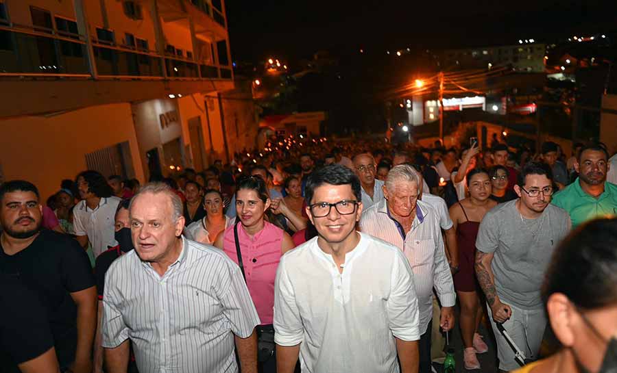 Ao lado de César Messias, Dr. Jenilson participa da Procissão de Nossa Senhora da Glória,  em Cruzeiro do Sul