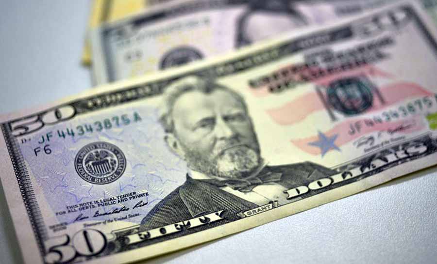 Dólar sobe para R$ 5,23 com temores sobre juros nos Estados Unidos