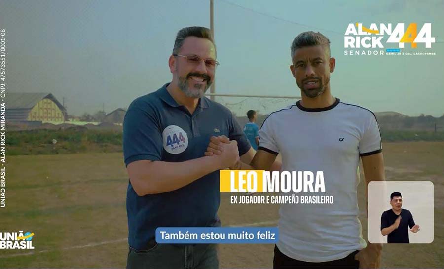 Em programa eleitoral, ex-flamengo Léo Moura pede voto para Alan Rick