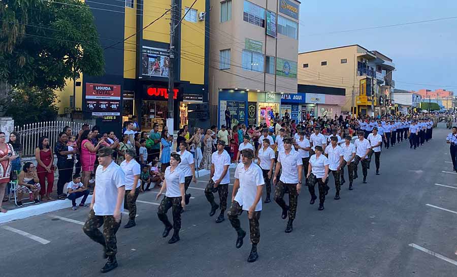 Cruzeiro do Sul comemora 118 anos com desfile cívico e encerramento do Festival da Farinha nesta quarta (28)