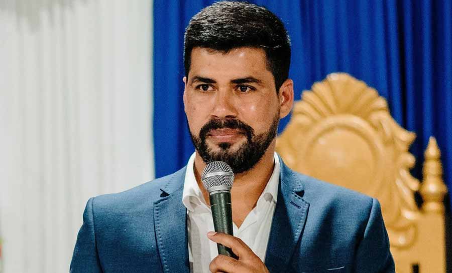 Candidato a deputado estadual é preso por suspeita de crime eleitoral com R$ 2,3 mil em Rio Branco