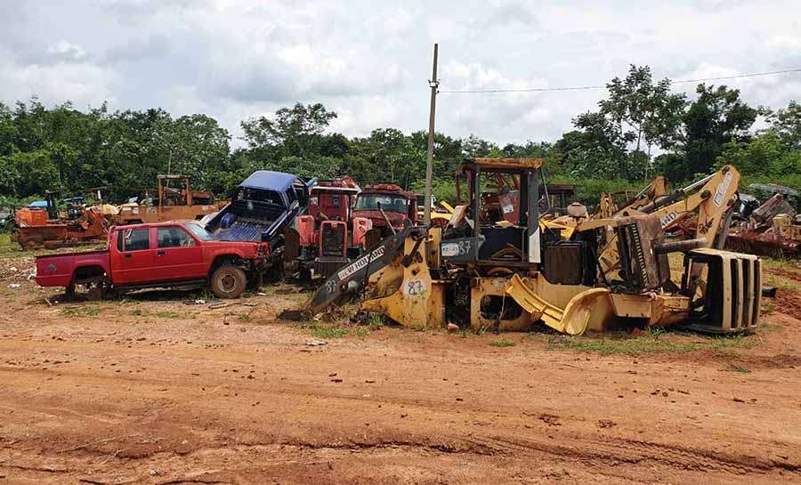 Lei autoriza governo do AC a alienar bens e sucatas avaliados em mais de R$ 320 milhões