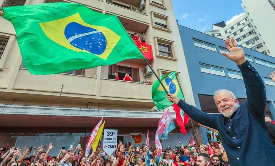 Lula vence eleição apertada e governará o Brasil pela terceira vez