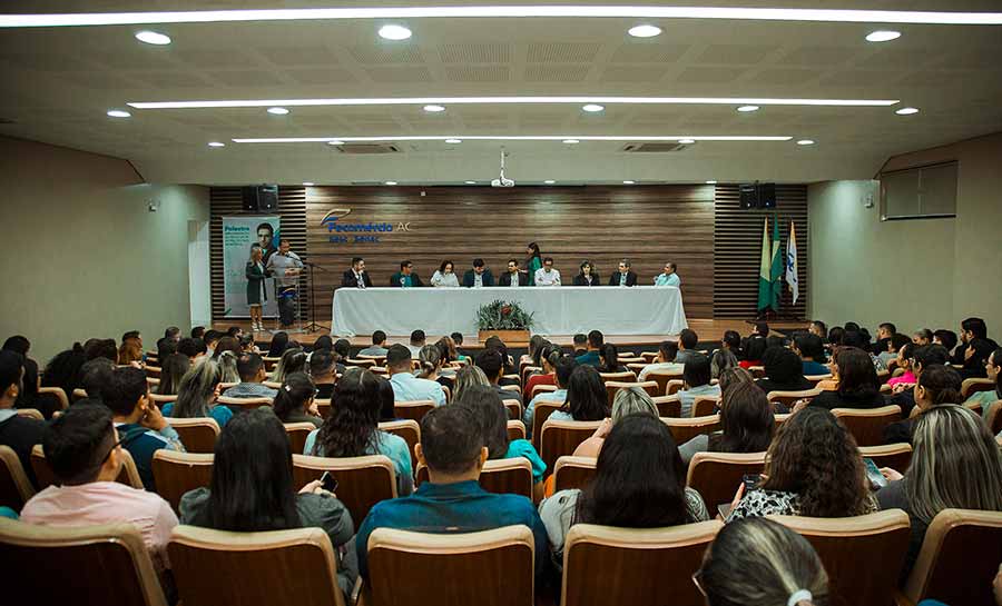 Prefeitura de Rio Branco realiza palestra sobre a nova Lei de Licitações