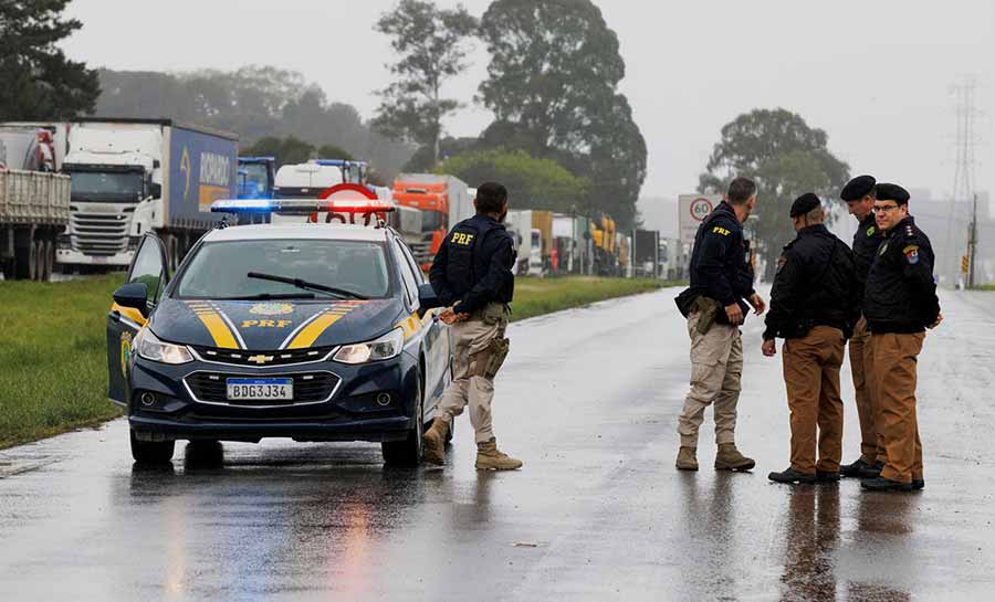 PRF diz que 563 pontos de rodovias foram liberados