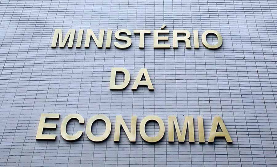 Governo bloqueia mais R$ 5,7 bi do Orçamento para cumprir teto