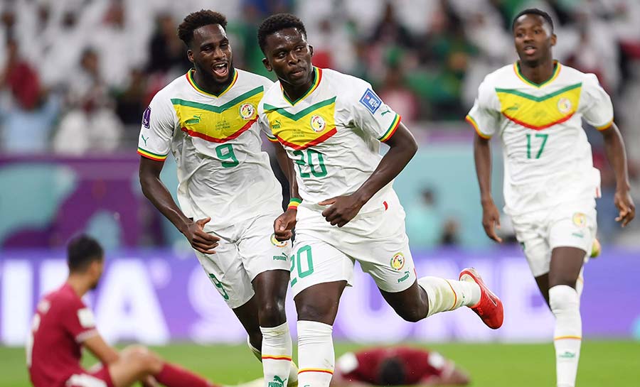 Senegal vence Catar por 3 a 1 e donos da casa se complicam na Copa