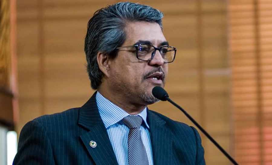 Edvaldo Magalhães comenta assaltos contínuos em Acrelândia e pede ação concentrada da Segurança Pública