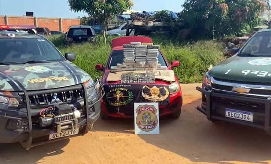 Homem é preso com mais de 40 quilos de droga escondidos dentro de carro no interior do Acre