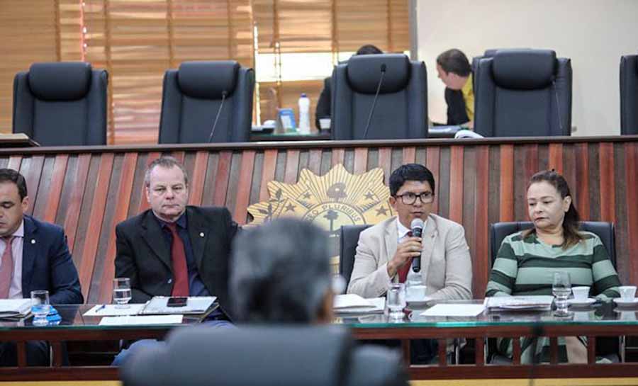 Presidente em exercício da Aleac, Jenilson recebe MPAC em audiência pública para debater apoio a projetos