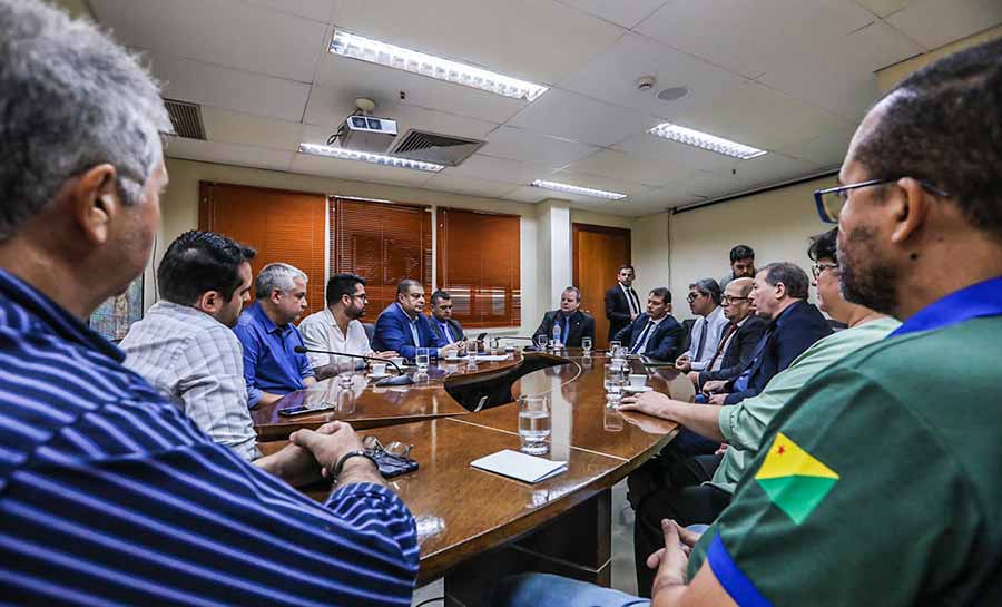 Longo promove reunião na Aleac para debater atuação do Estado no fortalecimento do cooperativismo