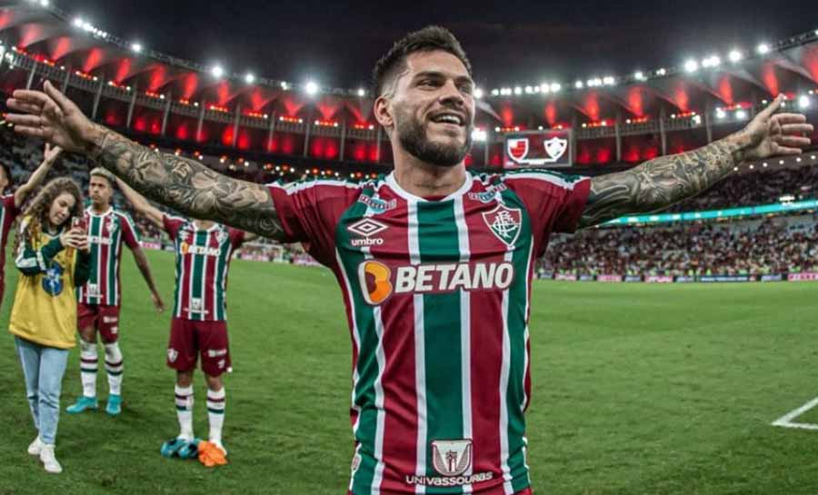 A pedido de Fernando Diniz, Fluminense tenta a contratação de meia