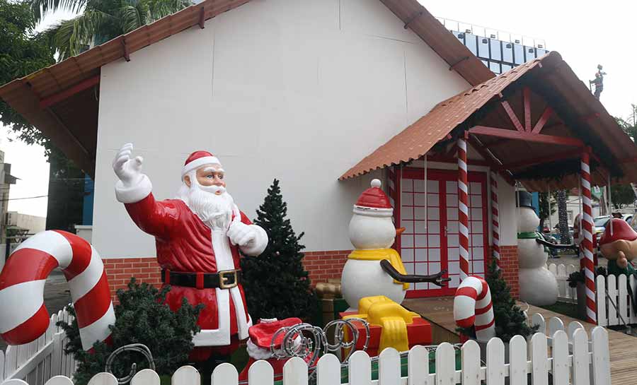 Governo realiza acender das Luzes Natalinas do Palácio e abertura da Casinha do Papai Noel nesta quarta-feira