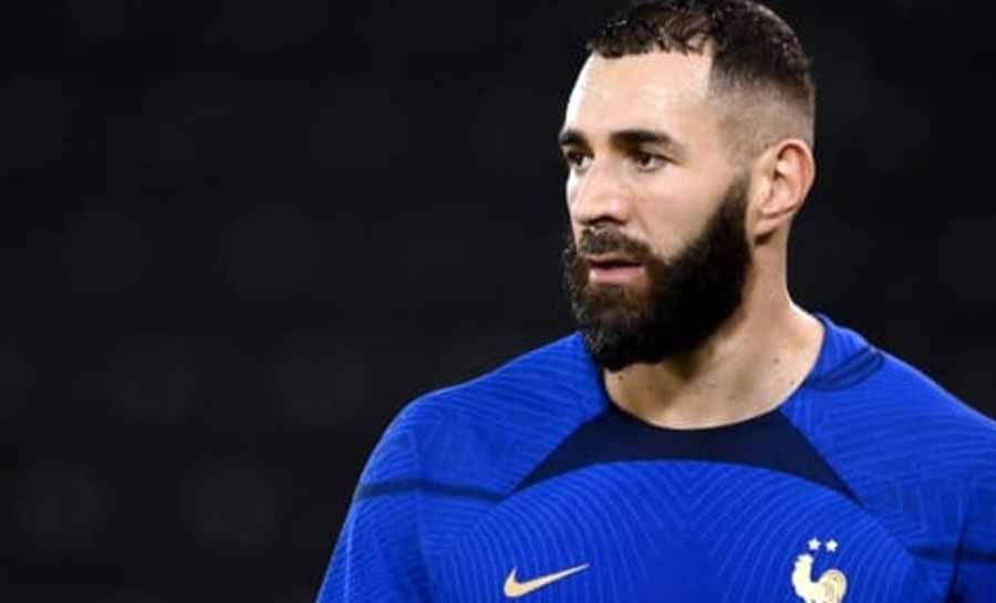 Benzema surpreende e anuncia aposentadoria da seleção francesa