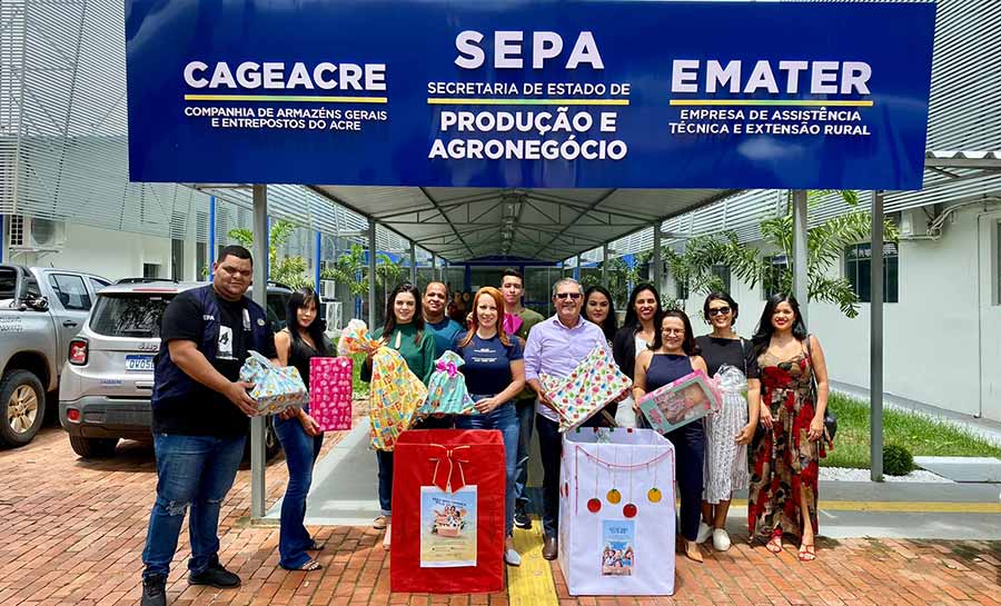 Campanha Faça Uma Criança Feliz no Natal arrecada brinquedos