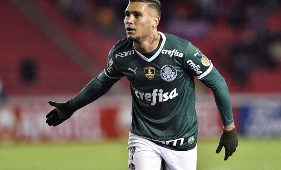 Rafael Navarro recebe sondagens e tem futuro incerto no Palmeiras