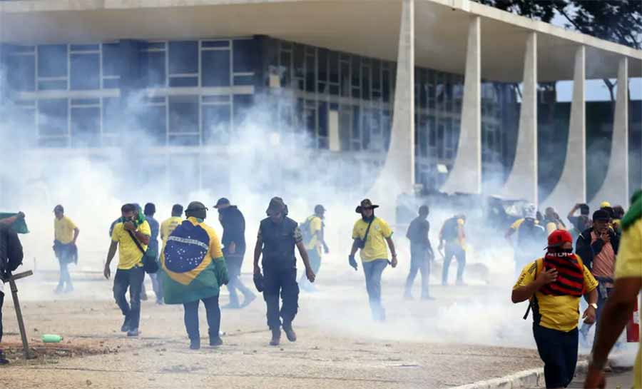 A batalha pela democracia não acabou