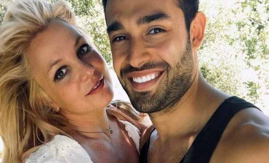 Britney Spears se pronuncia após briga com o marido em restaurante