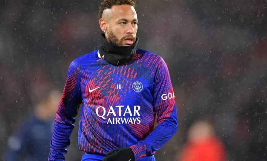 Neymar segue contundido, desfalca o PSG e vira dúvida em mata-mata