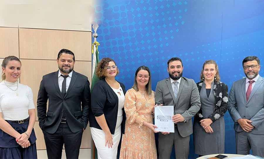 Acre recebe apoio do Ministério das Comunicações para modernizar sistema de radiodifusão do Estado