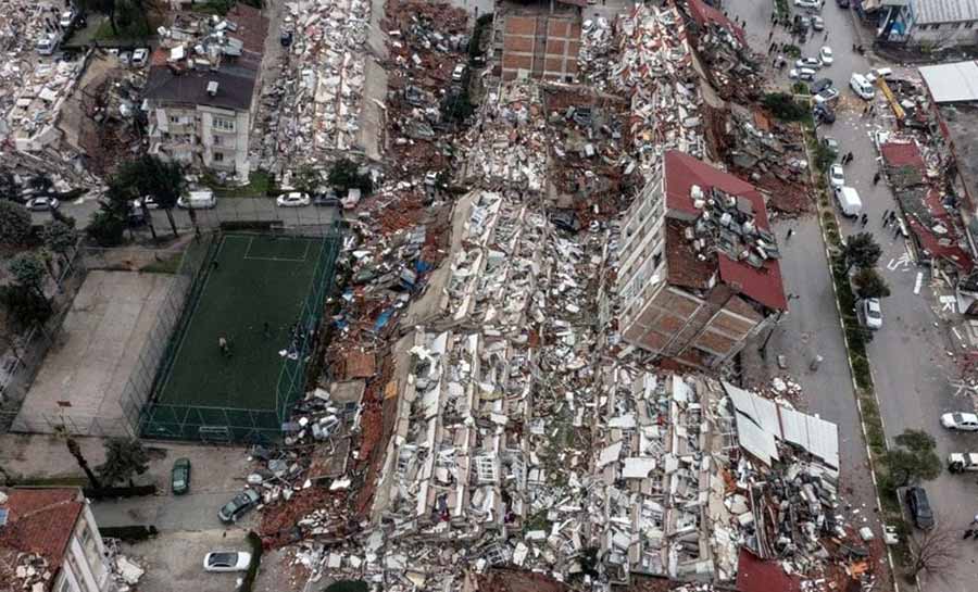 Mortes no terremoto da Turquia e da Síria já passam de 22 mil