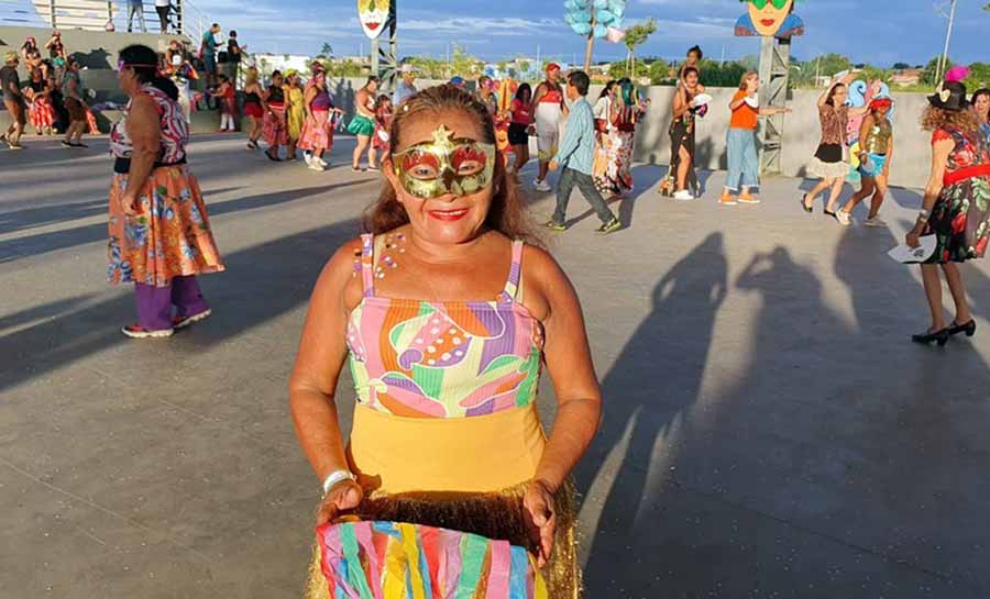 Baile da Melhor Idade reúne idosos no 4º dia de Carnaval da Família em Rio Branco