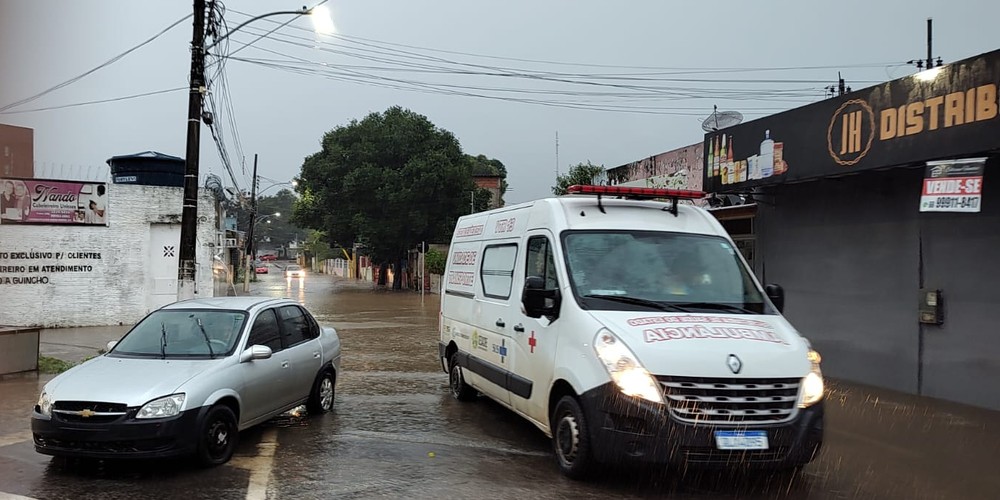 Uma semana após enxurrada atingir 500 casas em Rio Branco, Defesa Civil encerra atendimentos e famílias retornam aos locais