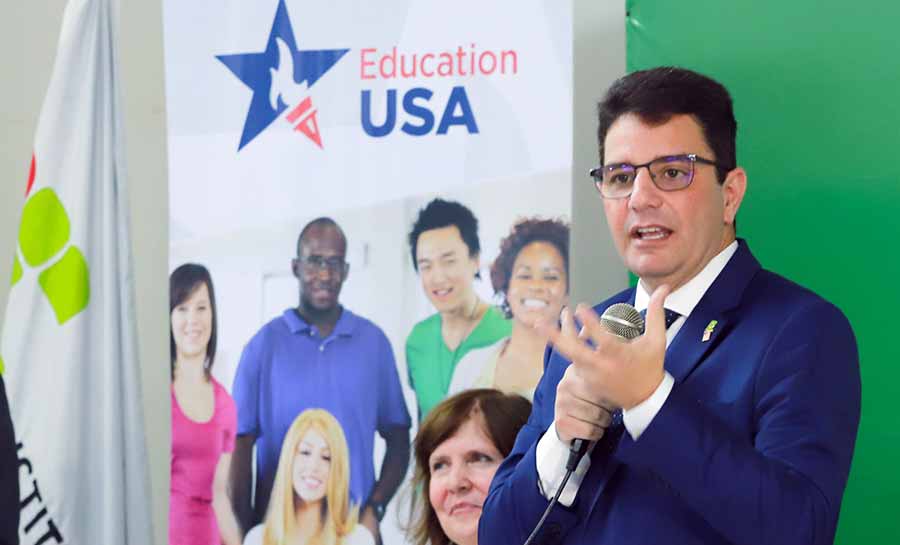 Governo prestigia inauguração do escritório do EducationUSA no Acre