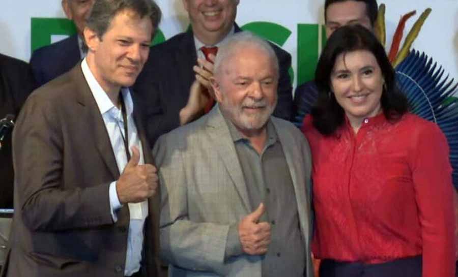 Lula deve propor lei de igualdade salarial entre gêneros em 8 de março