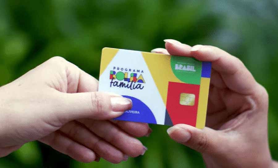 Bolsa Família prevê R$ 18 bi a mais na economia que o Auxílio Brasil