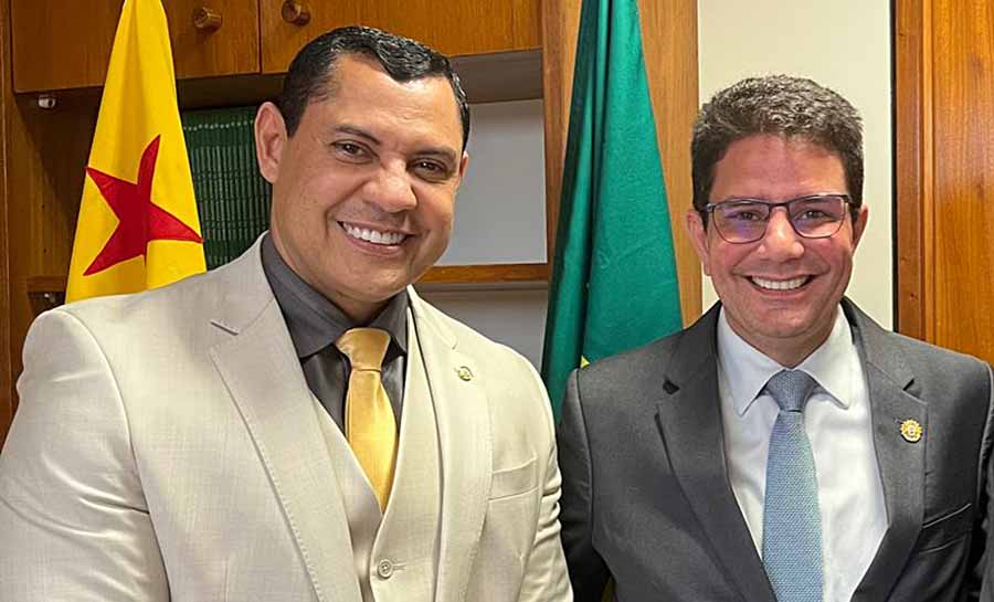 Parceria pelo Acre: governador Gladson Cameli visita gabinete do deputado coronel Ulysses