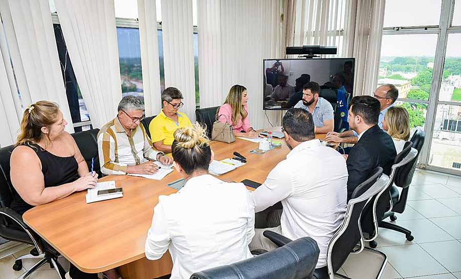 Saúde e Junta Comercial firmam parceria para simplificar obtenção de licenciamento sanitário por empresas