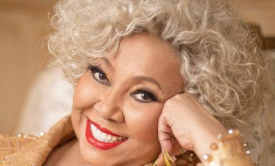 Alcione será enredo da Mangueira no Carnaval de 2024; famosos celebram