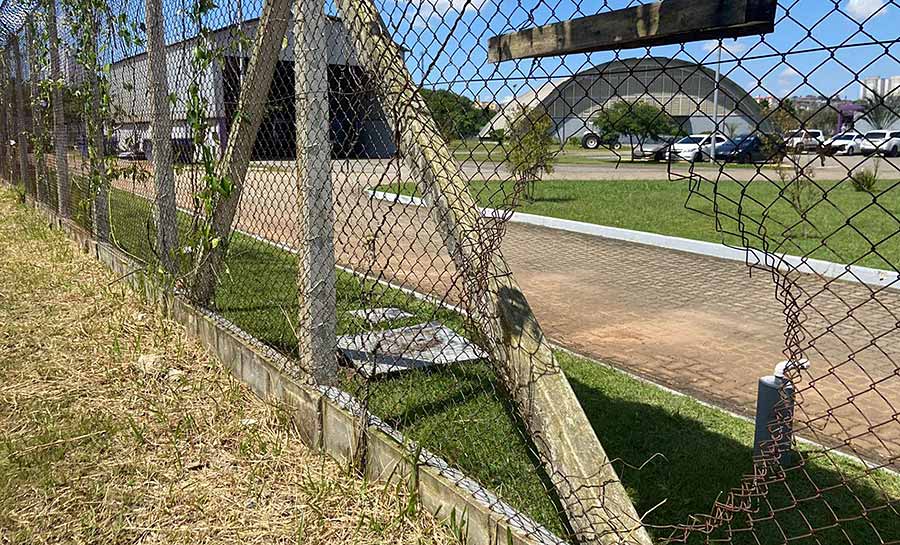 CT do Corinthians é invadido por integrantes de torcidas organizadas