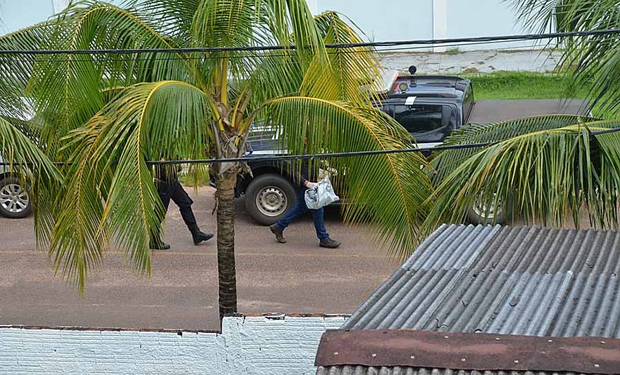 Passageira encontra feto dentro de carro de aplicativo em Rio Branco